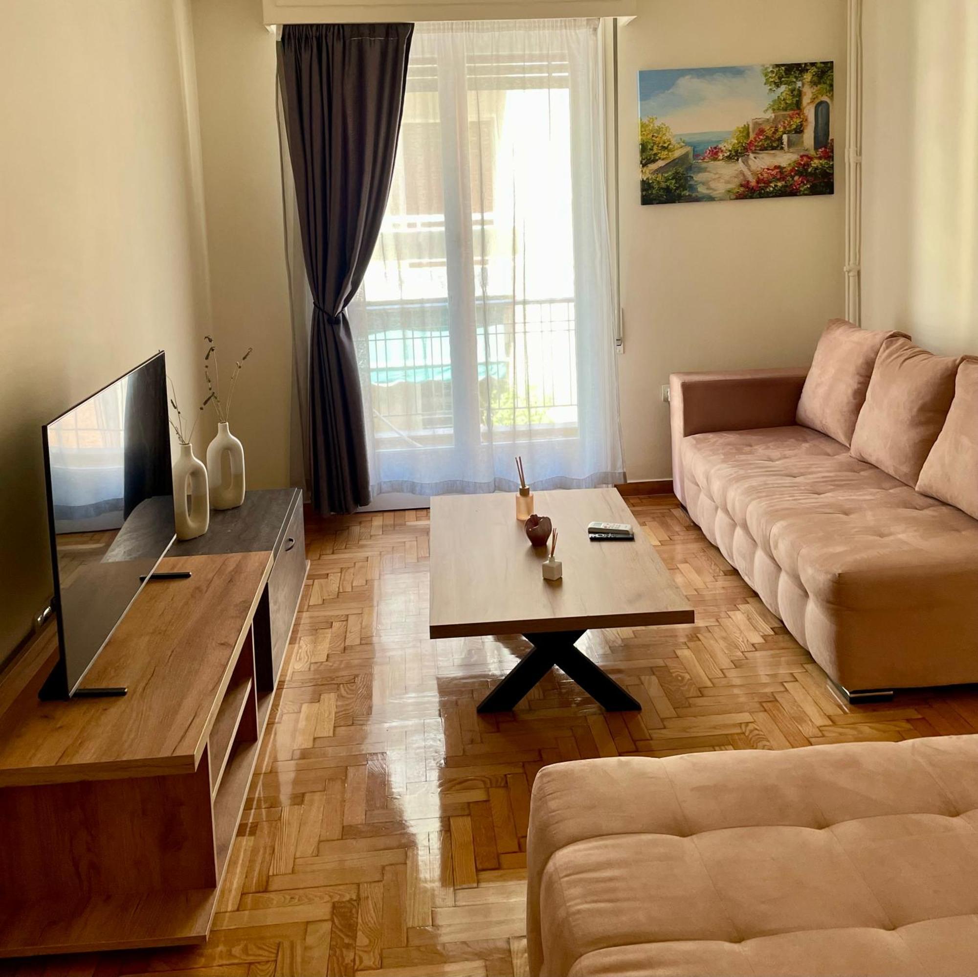 Spacious Apartment Near Panormou Metro Atenas Exterior foto